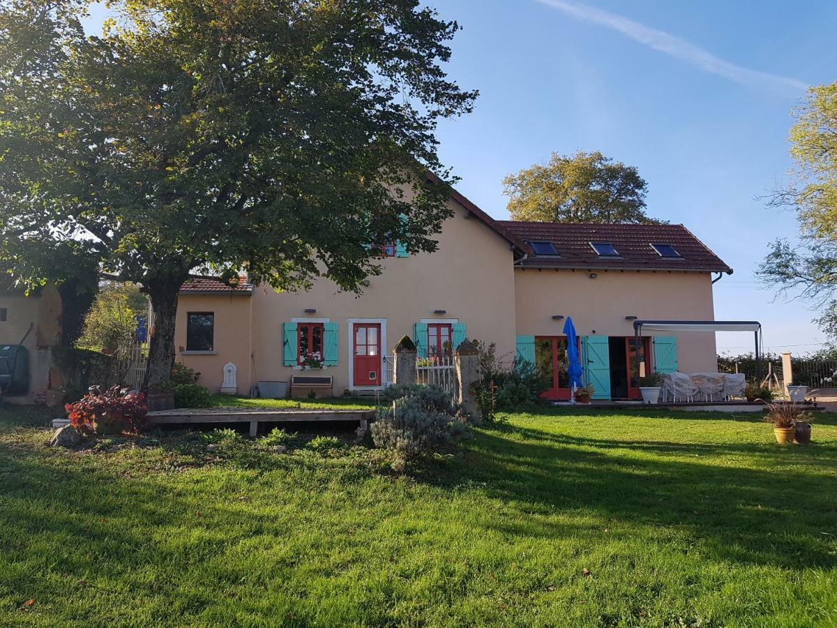 Bed and Breakfast Les Pinguelles Le Donjon Екстер'єр фото